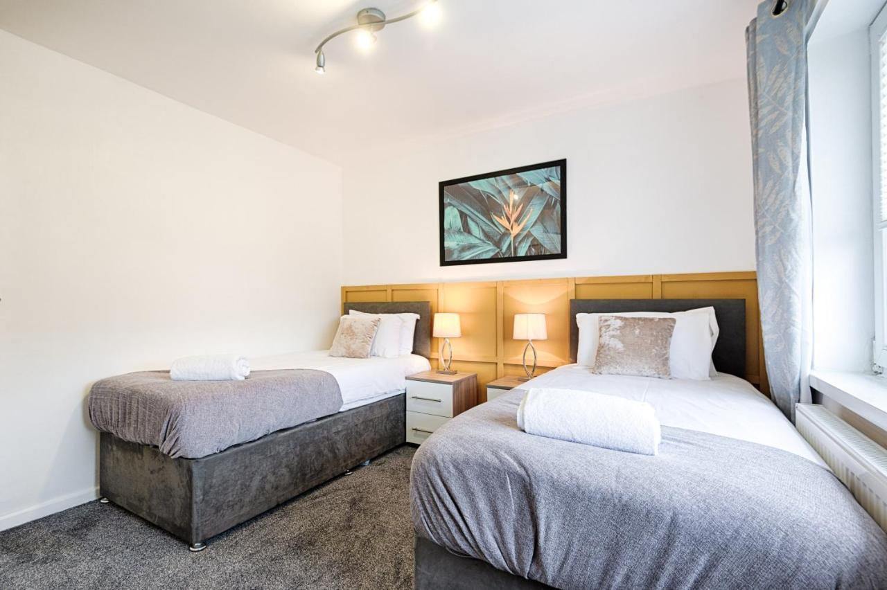 Private Parking, Garden, Close To Beach! Swansea Esterno foto